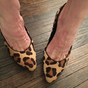 Vintage Stuart Weizman leopard heels, size 7.5.